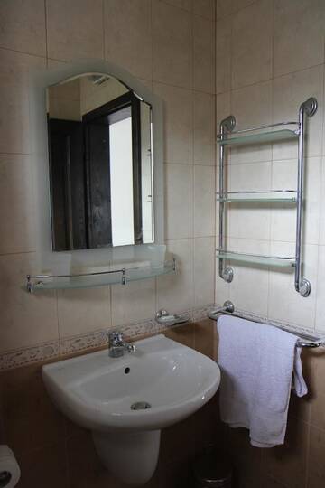 Фото номера Коттедж с 2 спальнями (4 взрослых) Гостевой дом New Bakalov House г. Боженците 10